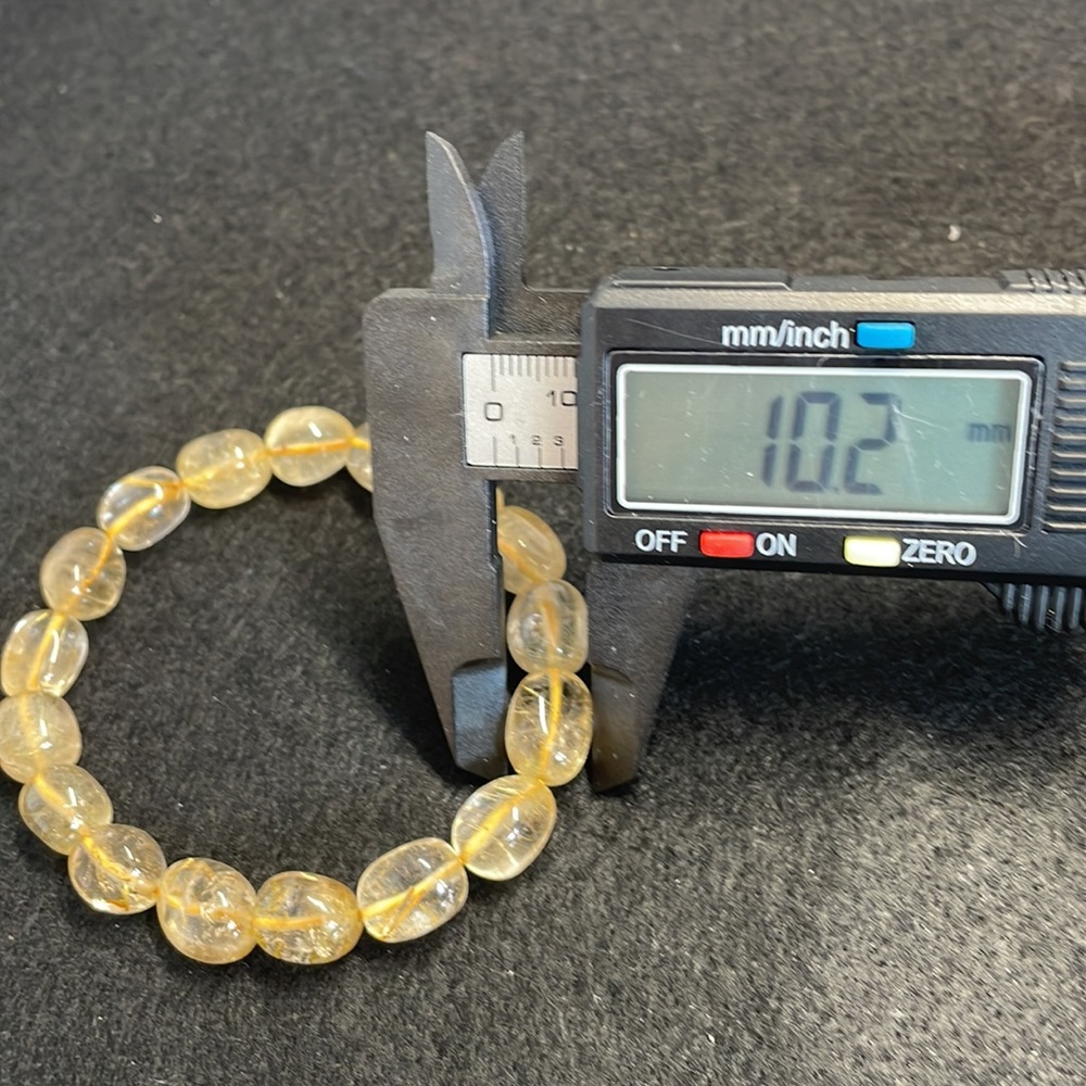 Natural Golden Rutilated Quartz bracelet - Picture 4 of 4